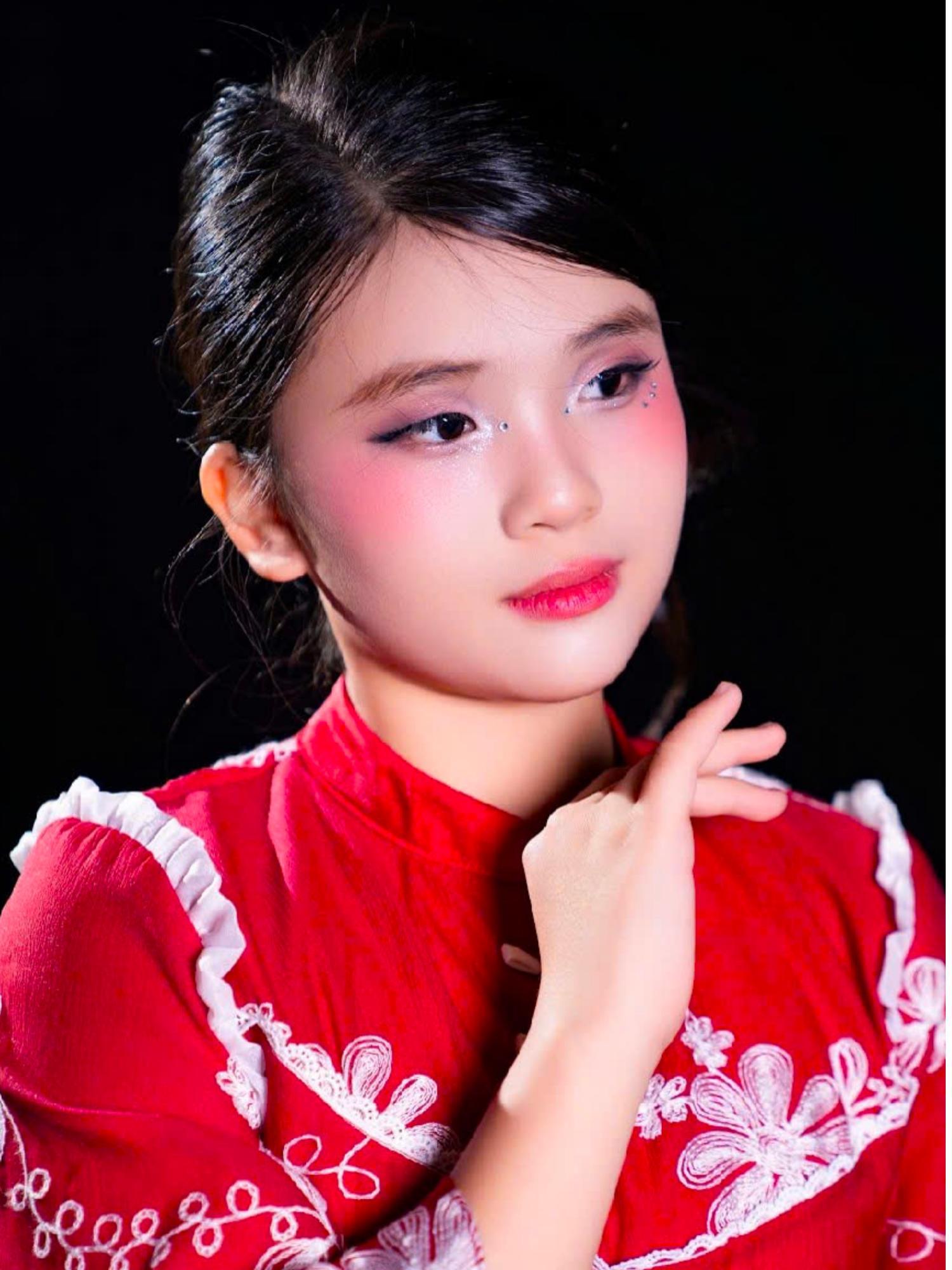 Lê Hà Quyên